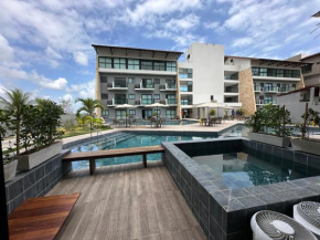 Excelente Flat piscina privativa em Porto